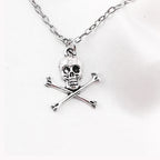 alternative skull necklace