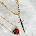 Stabbed heard detachable red/pink stone necklace